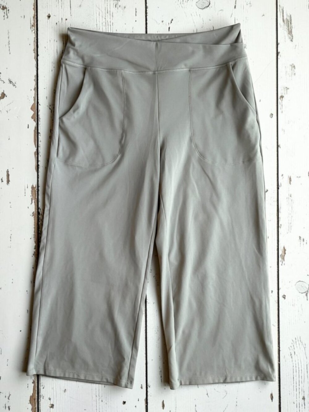 G4Free Sage Green/Gra Stretch Capri Pants Wide Leg Pull On Athleisure Pockets XL